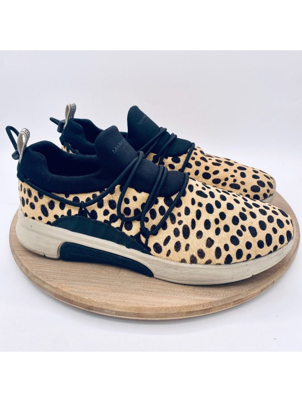Mark Nason Shoes Womens 8.5 Beige Leather Leopard Print Mayfair Sneakers